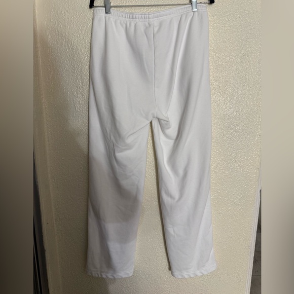 Vuori Women's Sedona Straight Leg Sweatpant White Track Pants size medium - Picture 9 of 13